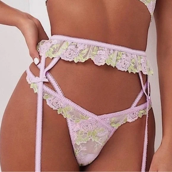 For Love and Lemons Lavender Purple Berry Floral Garter Belt NWOT XXS - Picture 3 of 4